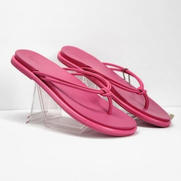 OluKai Shoes - OLUKAI WOMEN'S aka flip flop sandals Sz 11  NEW